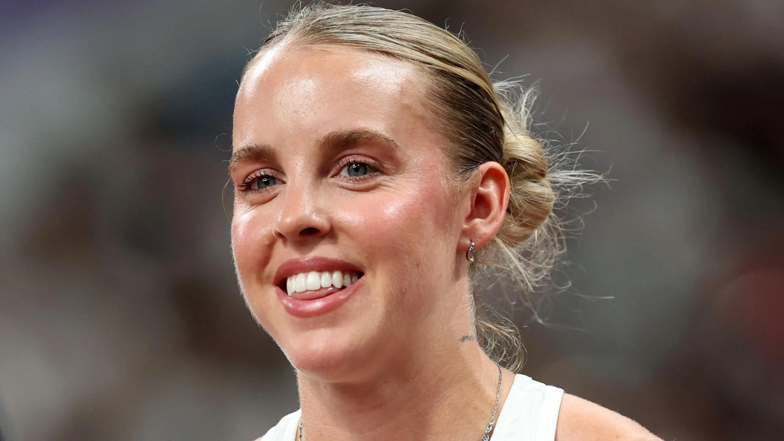 Keely Hodgkinson Launches World Title Bid with Victory